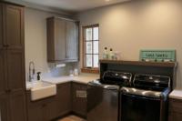 Winter Garden, Medium Tone Laundry Room 01