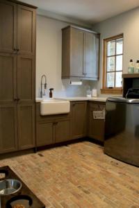 Winter Garden, Medium Tone Laundry Room 02
